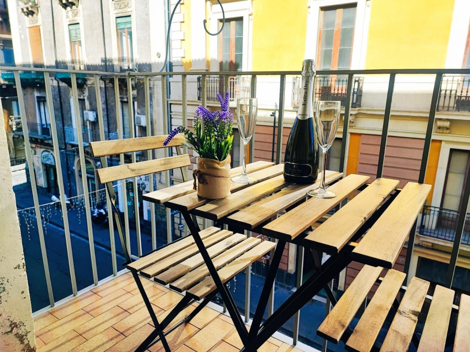 Duhome Apartment In The Heart Of Κατάνια Εξωτερικό φωτογραφία